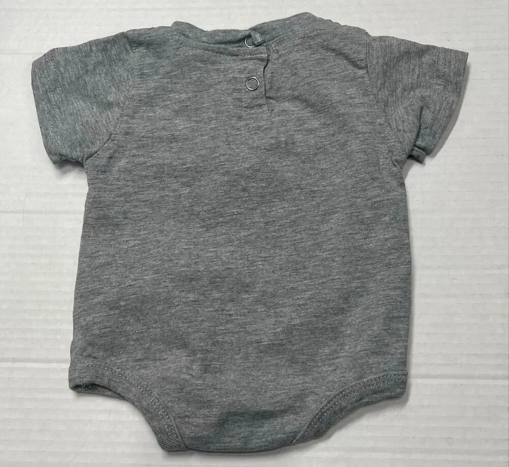 Team Apparel Reebok Kids Gray And Pink Raiders Bodysuit   Size 0/3 Months